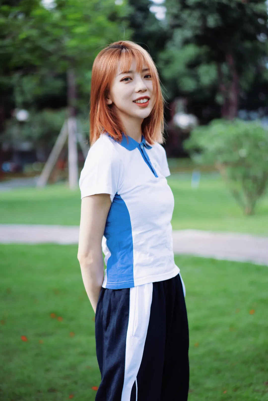 深圳校服是如何打破次元壁成为网红必备的?含穿搭教程哦~