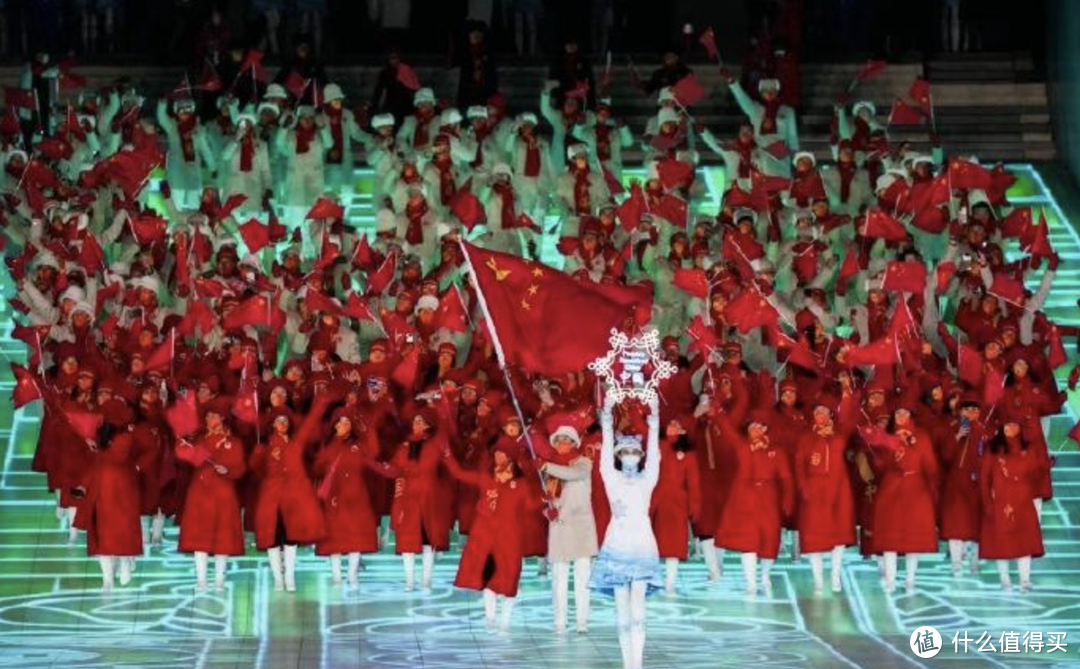 开幕式背后的设计师、羽绒服界的大哥大——陈鹏,Lady Gaga、Rihanna都超爱