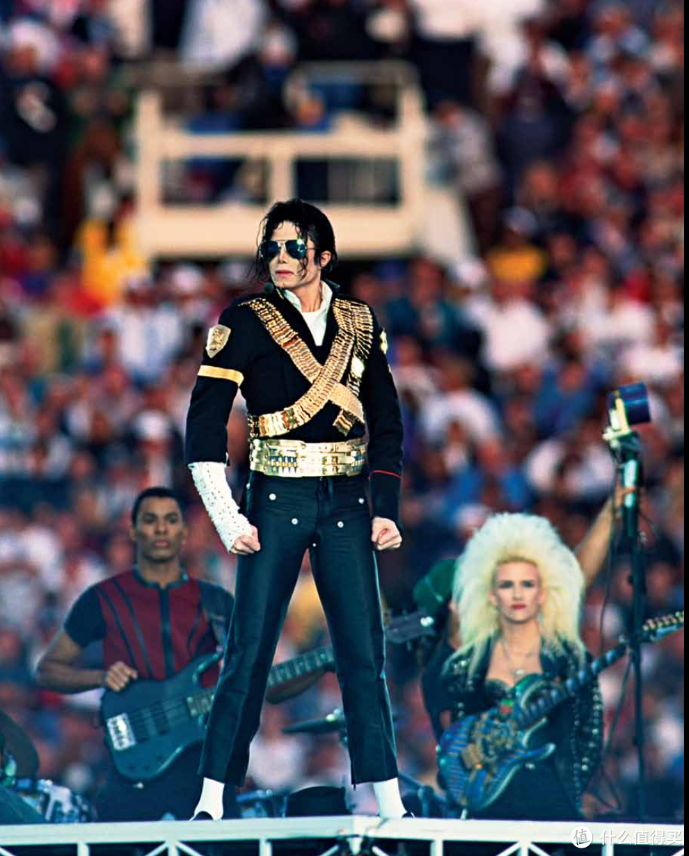 历久弥新的潮流风暴眼,迈克尔·杰克逊的不朽时尚