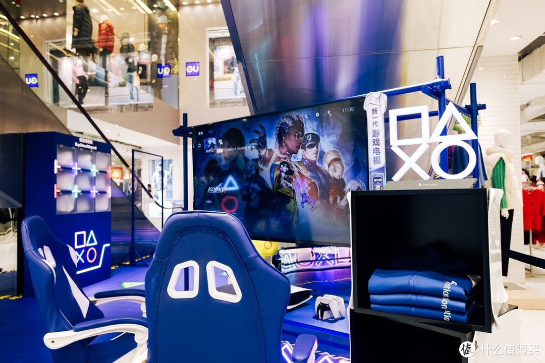 GU X PlayStation跨次元联动,限时游戏快闪亮相上海旗舰店