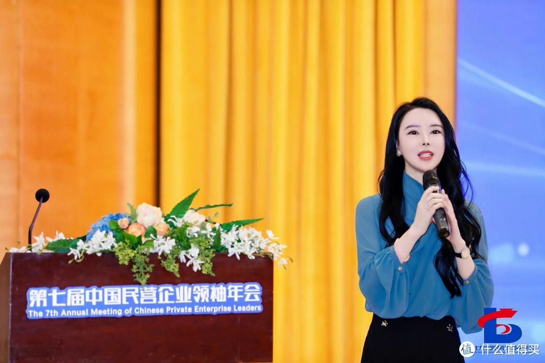 林琴:2024中国服装创新先锋,引领时尚新浪潮